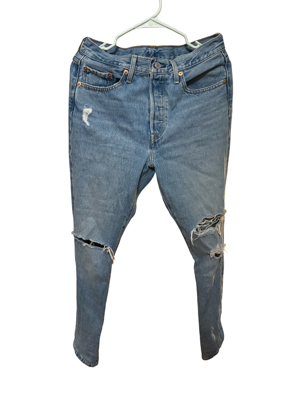 Levi's women’s Distressed Light Blue Skinny ripped Jeans